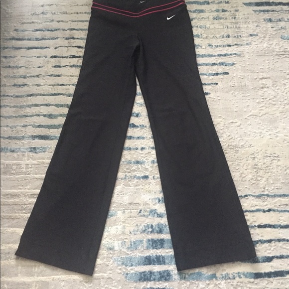 Nike pants - Picture 4 of 4